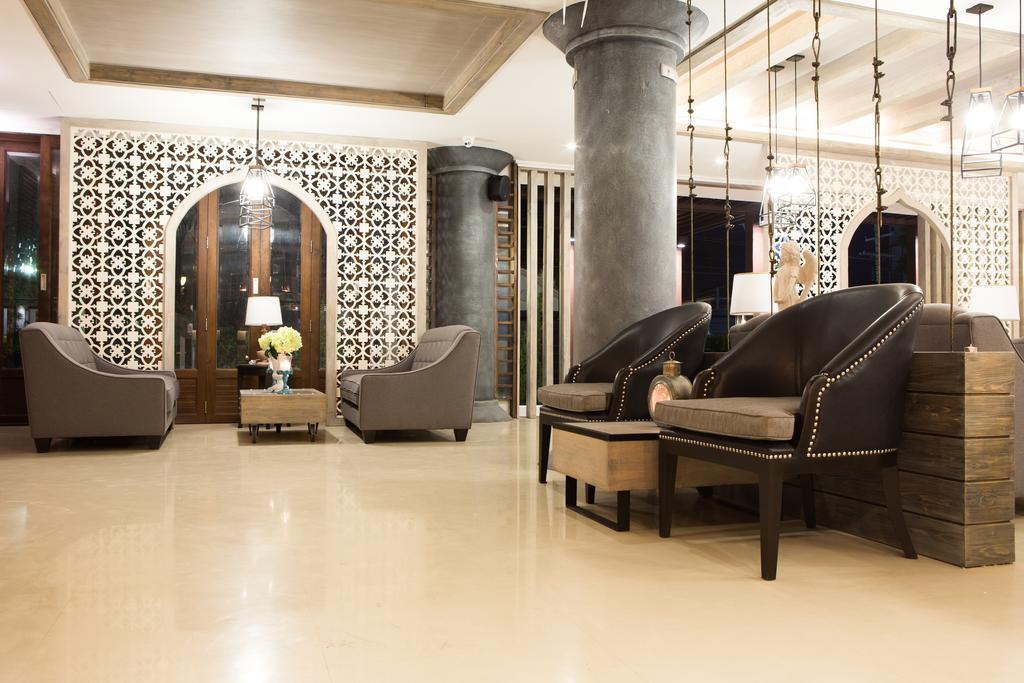 The Verona Villa Hua Hin Exterior photo