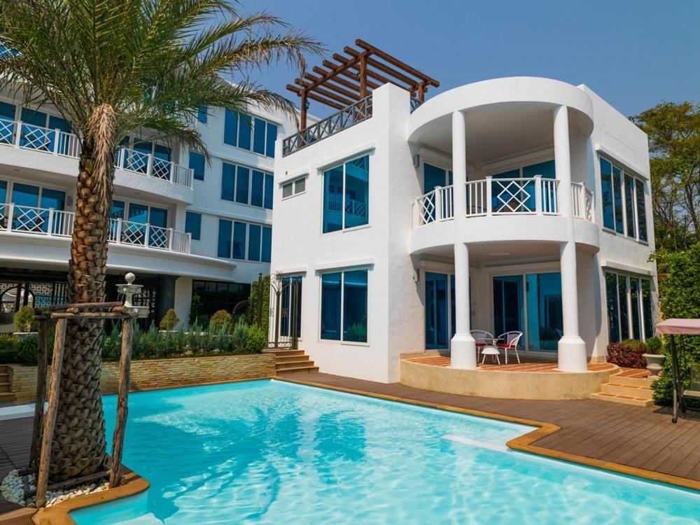 The Verona Villa Hua Hin Exterior photo